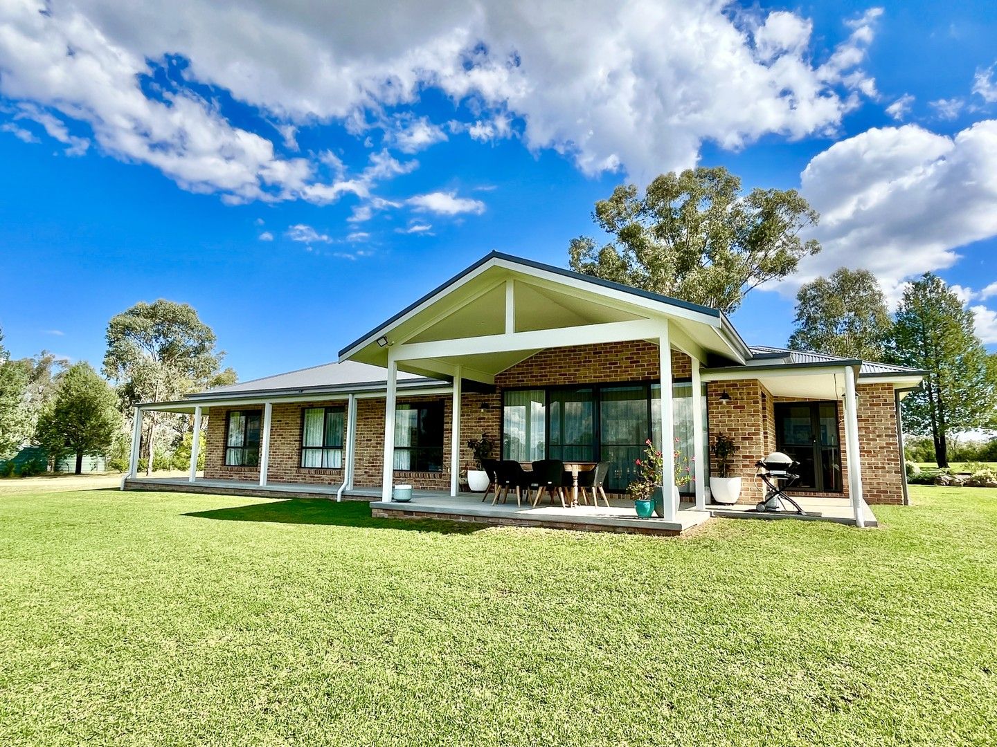 4 Greentrees Drive, Quirindi NSW 2343 House For Rent 700 Domain