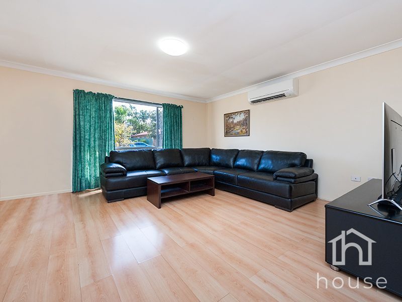 54 Edenlea Drive, Meadowbrook QLD 4131, Image 2