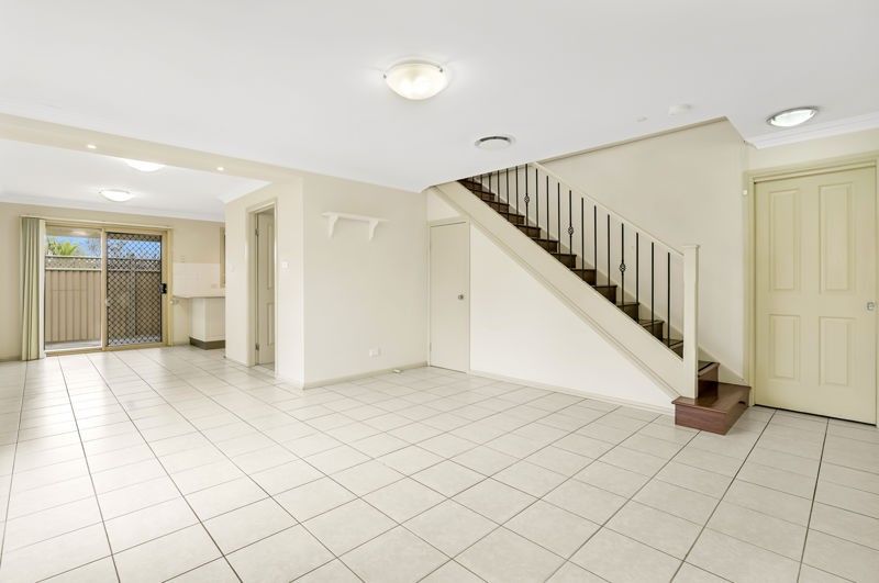 3 bedrooms Townhouse in 5/149 Rooty Hill Road North ROOTY HILL NSW, 2766