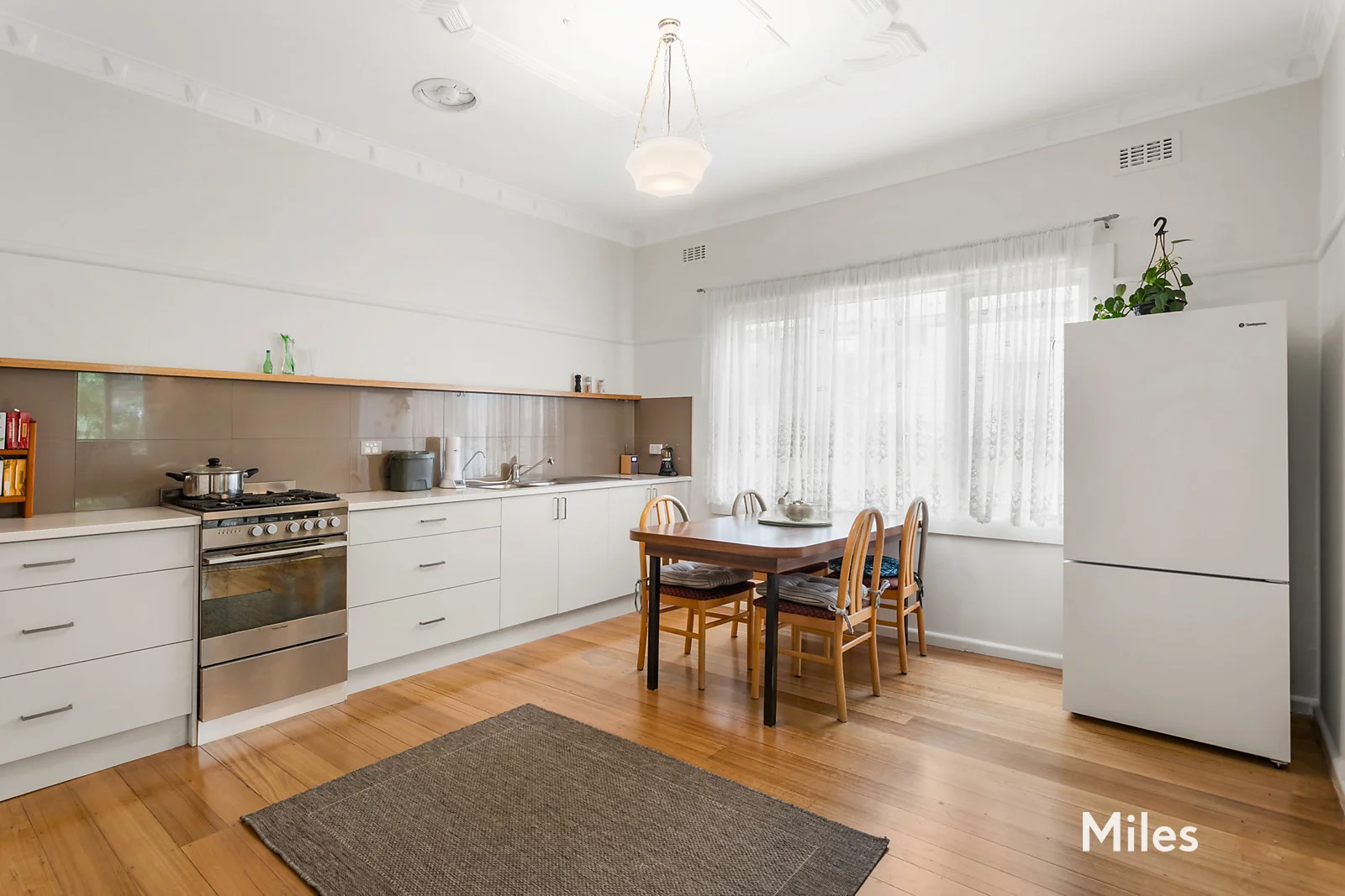 Additional image 5 of 20 Langs Road, Ivanhoe VIC 3079