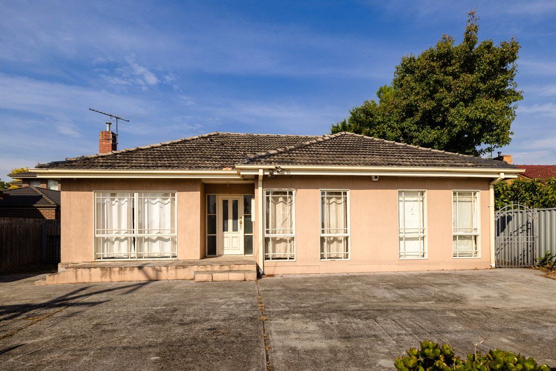 3 bedrooms House in 1070 Heatherton Road NOBLE PARK VIC, 3174