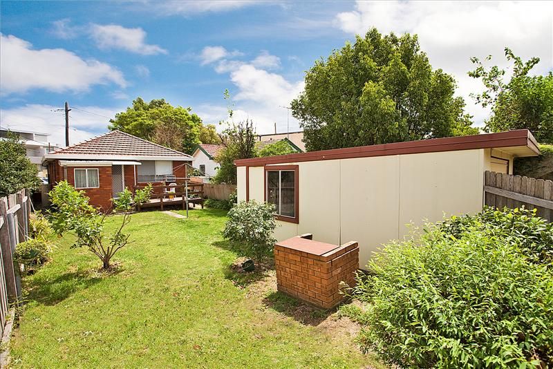 32 Clareville Avenue, Sandringham NSW 2219, Image 2