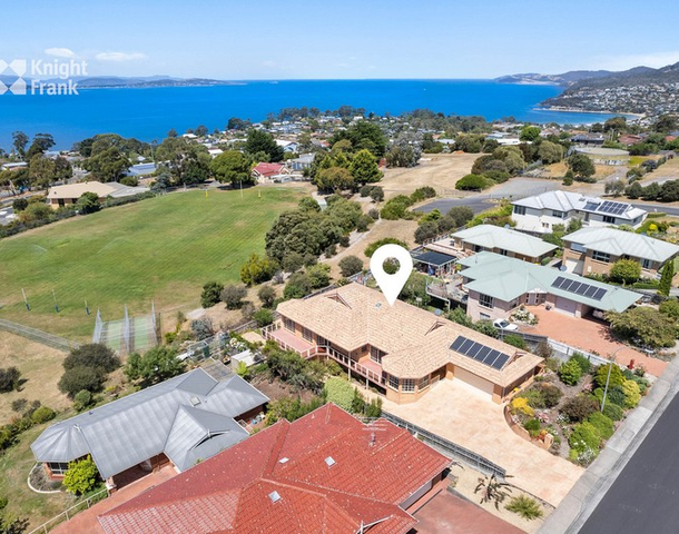 1 Donohoe Gardens, Kingston Beach TAS 7050