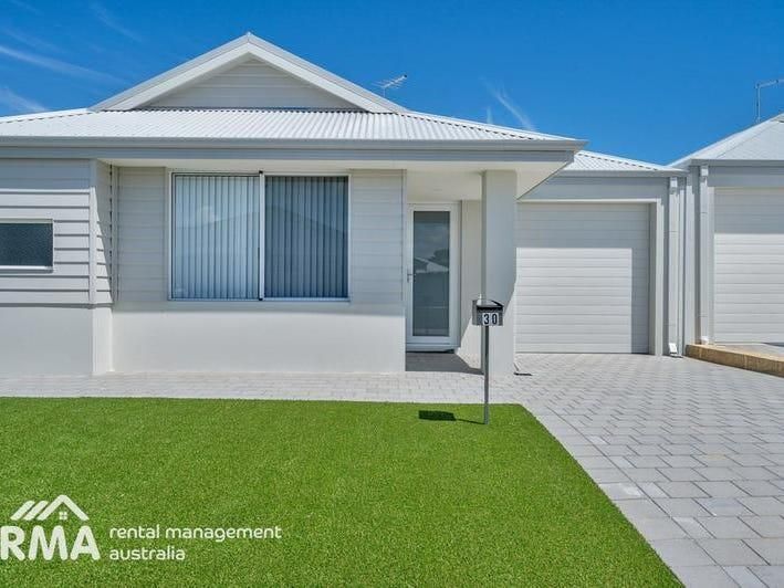 3 bedrooms House in 30 Bushlark Turn ERSKINE WA, 6210