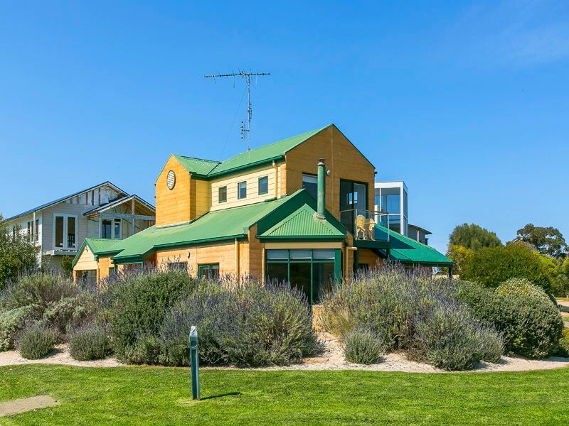 12 Coastal Court, Aireys Inlet VIC 3231, Image 1