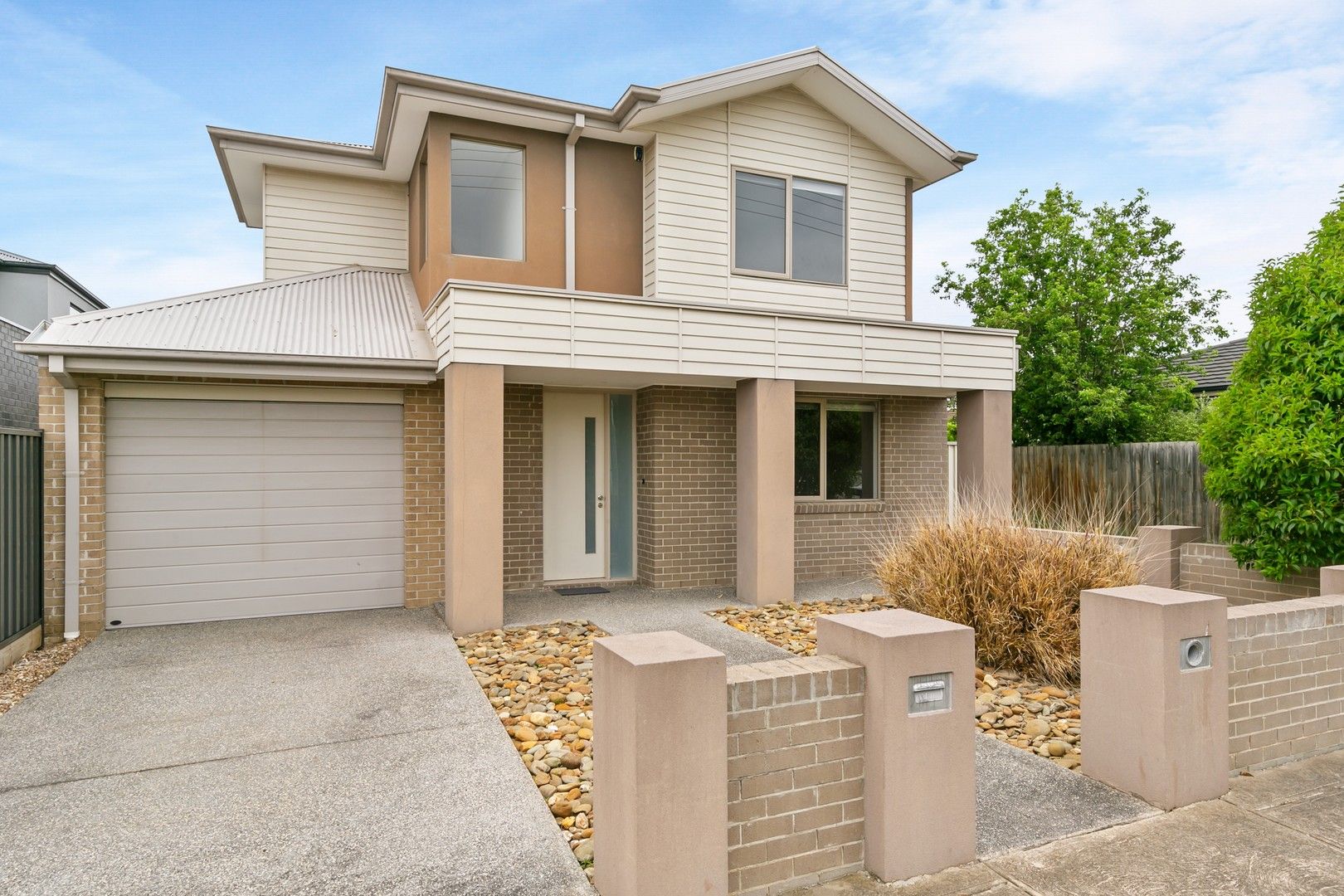 3 bedrooms Townhouse in 1/15 Newton Street GLENROY VIC, 3046