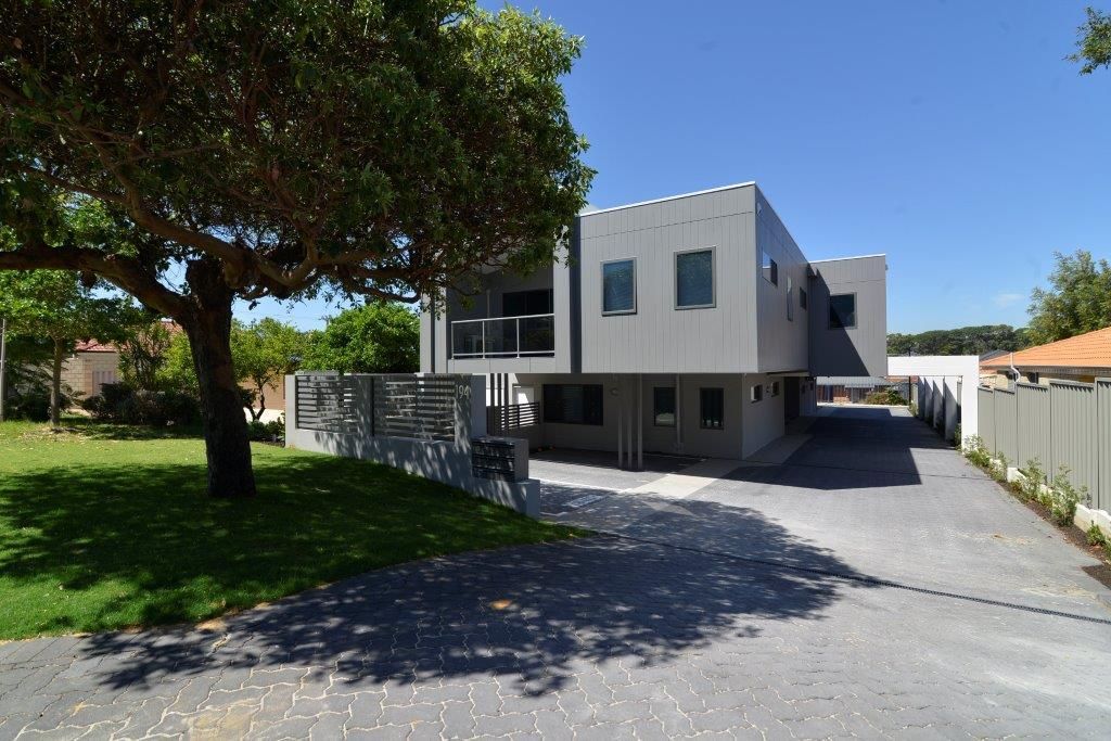 2 bedrooms Apartment / Unit / Flat in 3/194 Holbeck Street DOUBLEVIEW WA, 6018