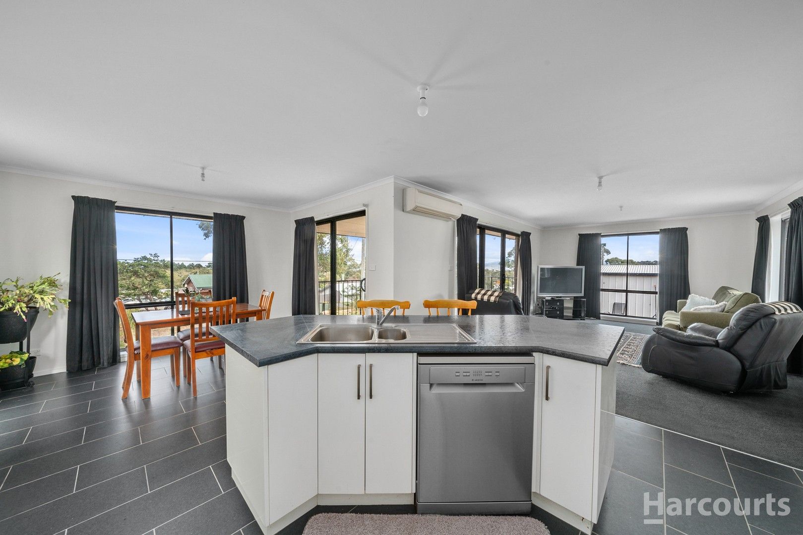 7 Meethenar Street, Carlton TAS 7173, Image 0