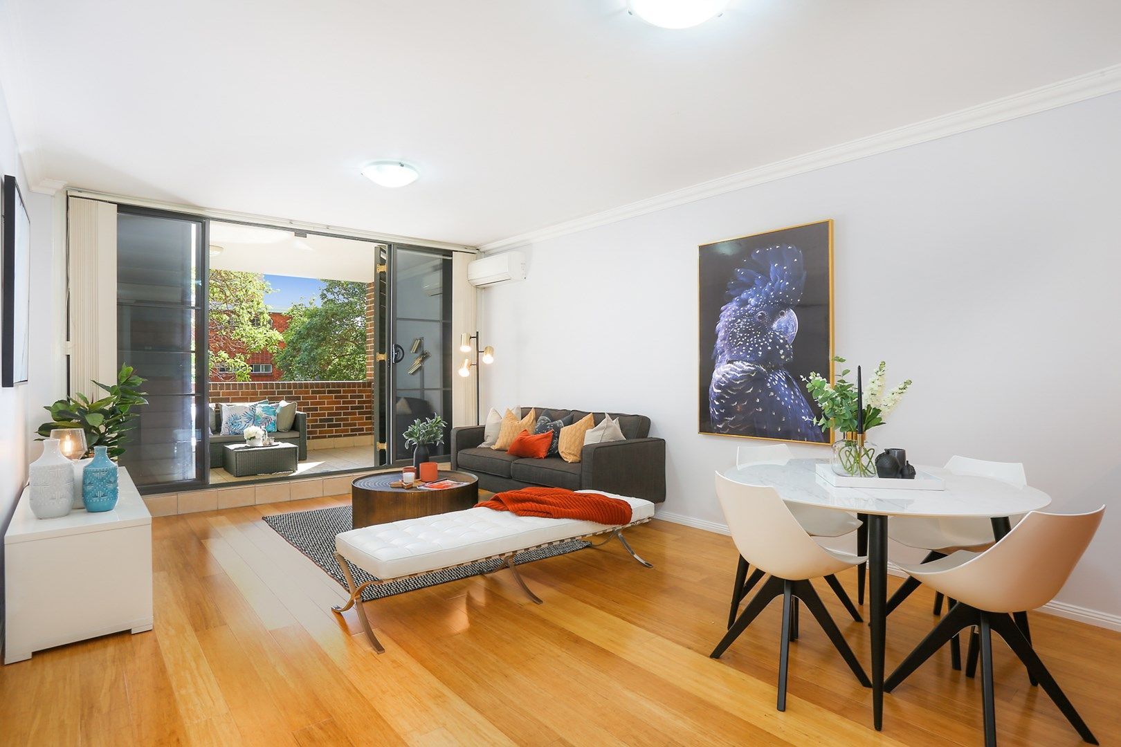 2 bedrooms Apartment / Unit / Flat in 1/1 Hunter Street PARRAMATTA NSW, 2150