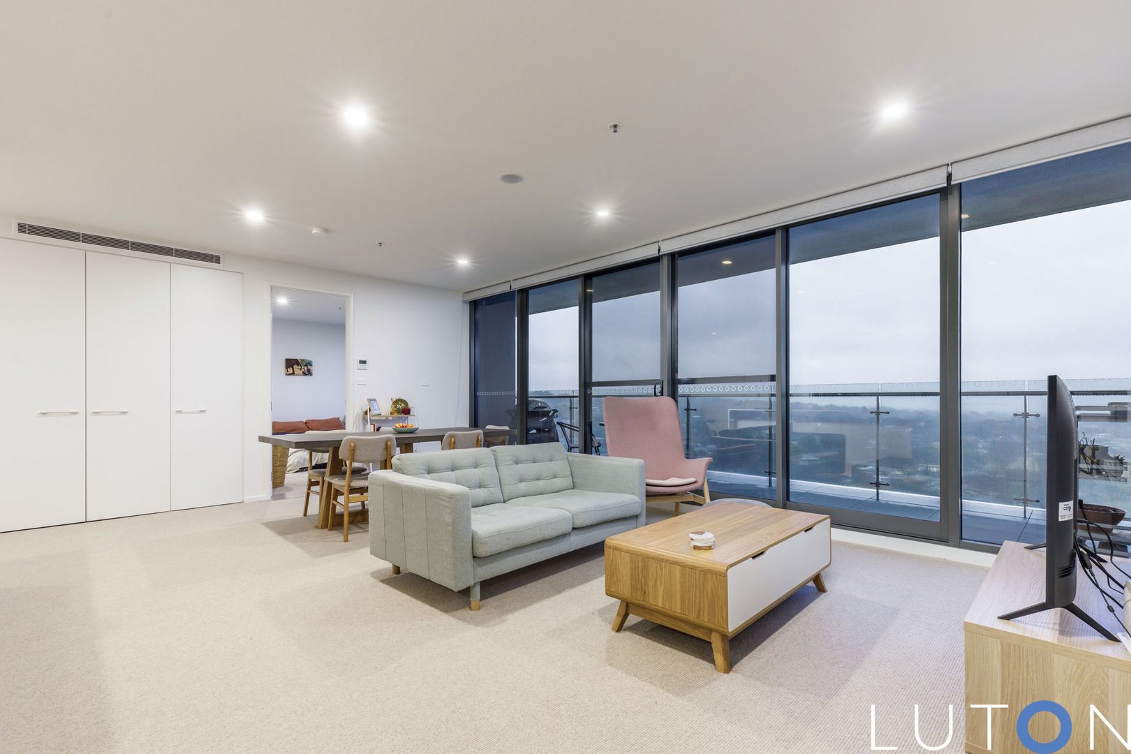 265/15 Irving Street, Phillip ACT 2606, Image 2