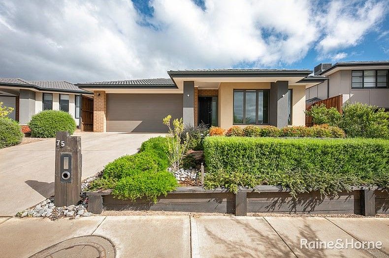 3 bedrooms House in 75 Rosenthal Boulevard SUNBURY VIC, 3429