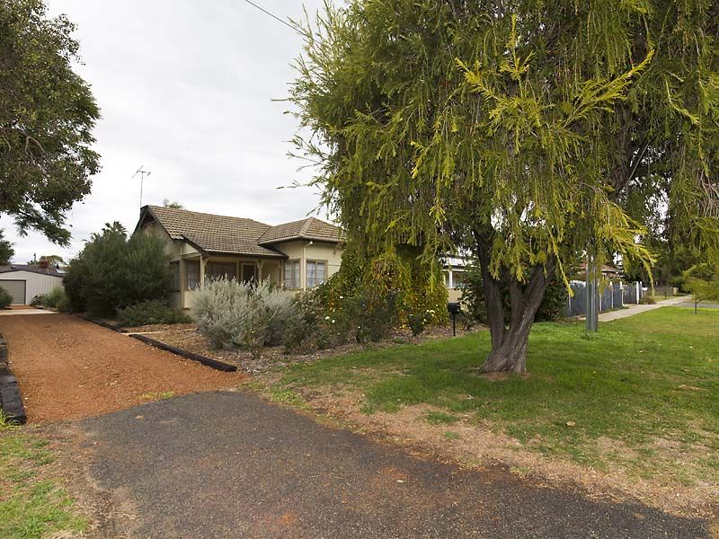 130 River View Avenue, South Guildfor Property History & Address