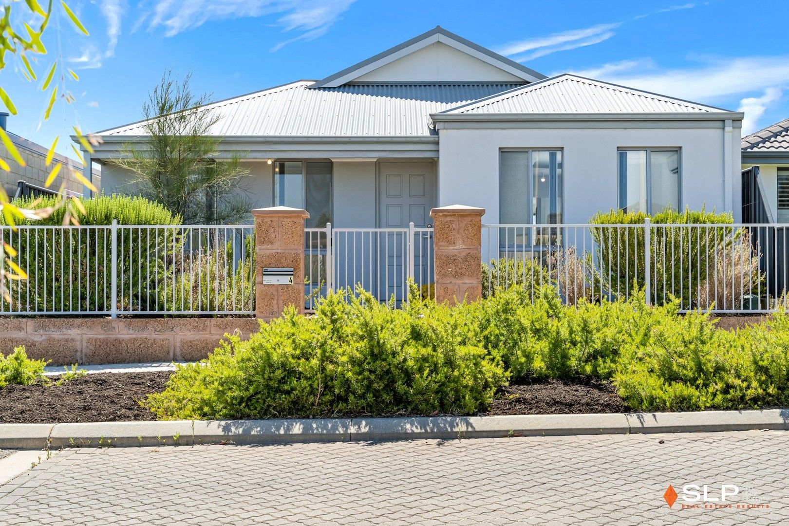 4 Hybrid Green, Banksia Grove WA 6031, Image 0