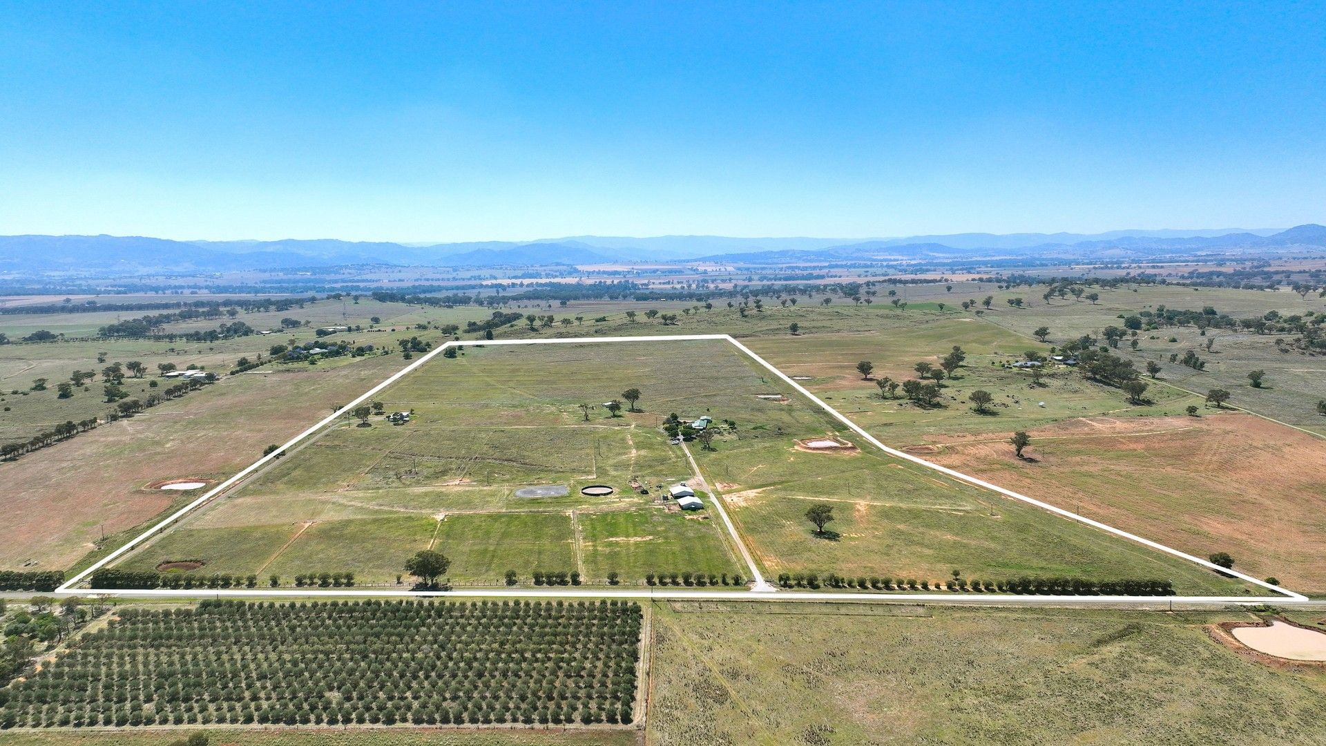 6 bedrooms Rural in 500 Ascot-Calala Road TAMWORTH NSW, 2340