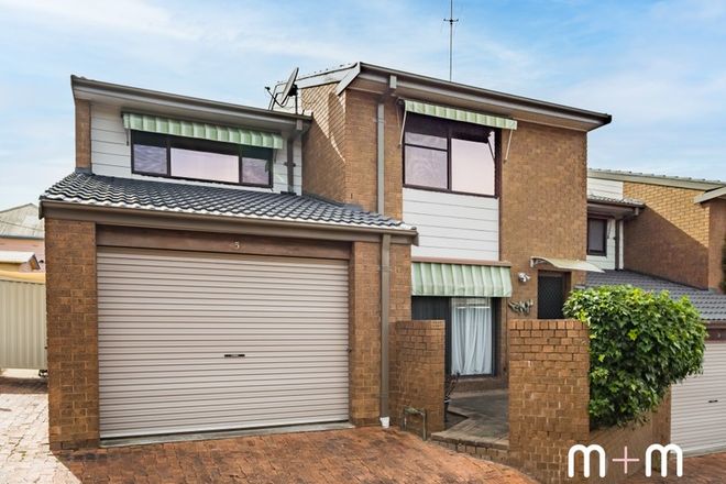 Picture of 5/61 Campbell Street, WOONONA NSW 2517