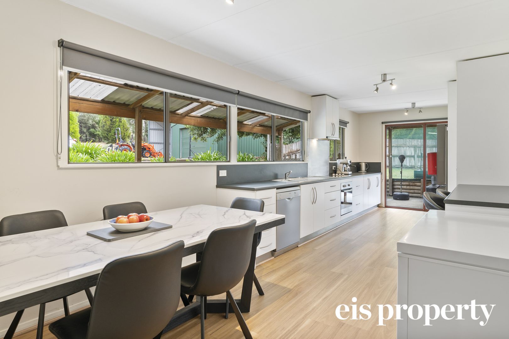 2100 South Arm Road, Sandford TAS 7020 Domain