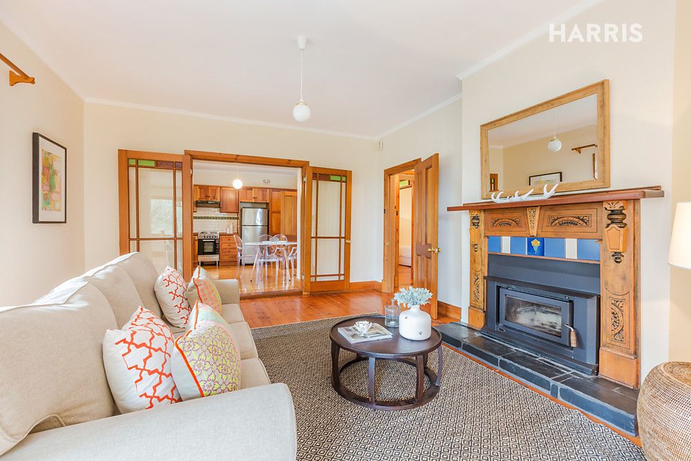 5 Hill Street, Crafers West SA 5152, Image 2