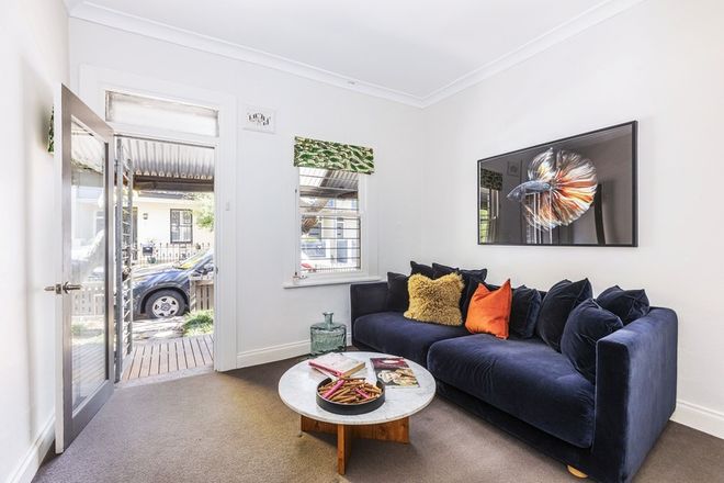 Picture of 12 Flora Street, ERSKINEVILLE NSW 2043