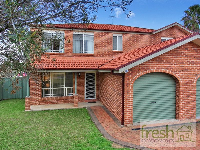 10 Bangalow Pl, Stanhope Gardens NSW 2768, Image 0