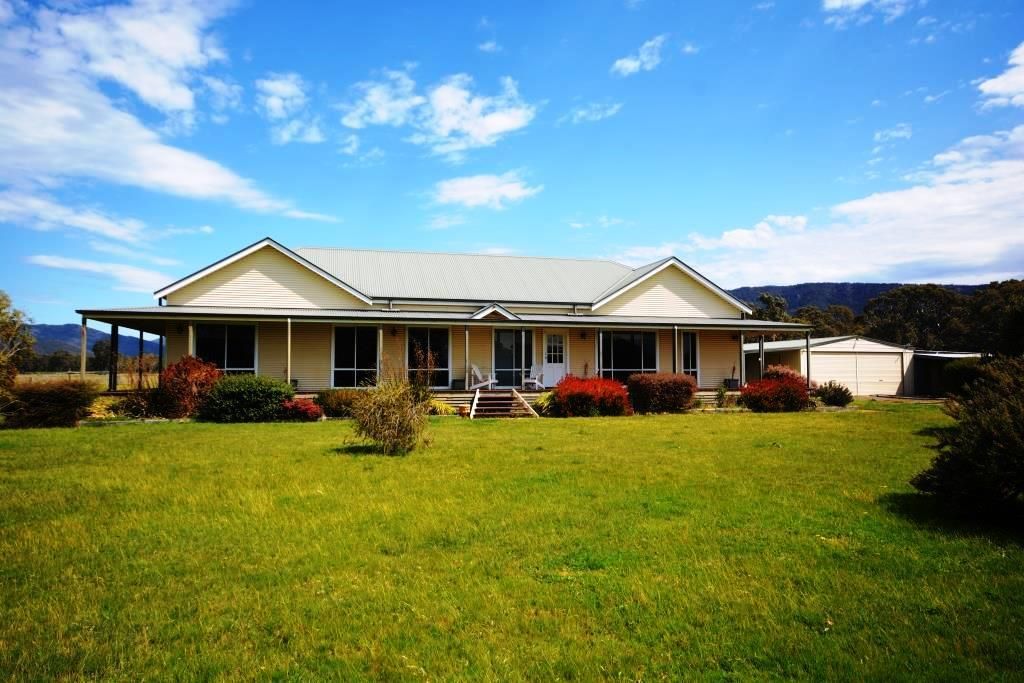 221 Fyans Creek Road, Halls Gap VIC 3381, Image 2