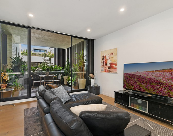 2206/1 Metters Street, Erskineville NSW 2043