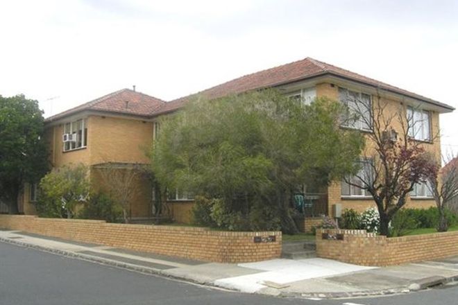 Picture of 1/1 GARDEN STREET, ELSTERNWICK VIC 3185