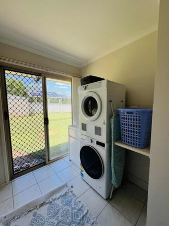 Additional image 7 of 21 Captivation Court, Avoca QLD 4670