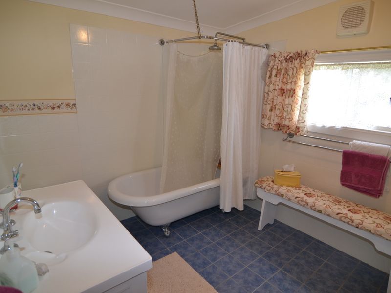 21 Neubeck Street, LIDSDALE NSW 2790, Image 2