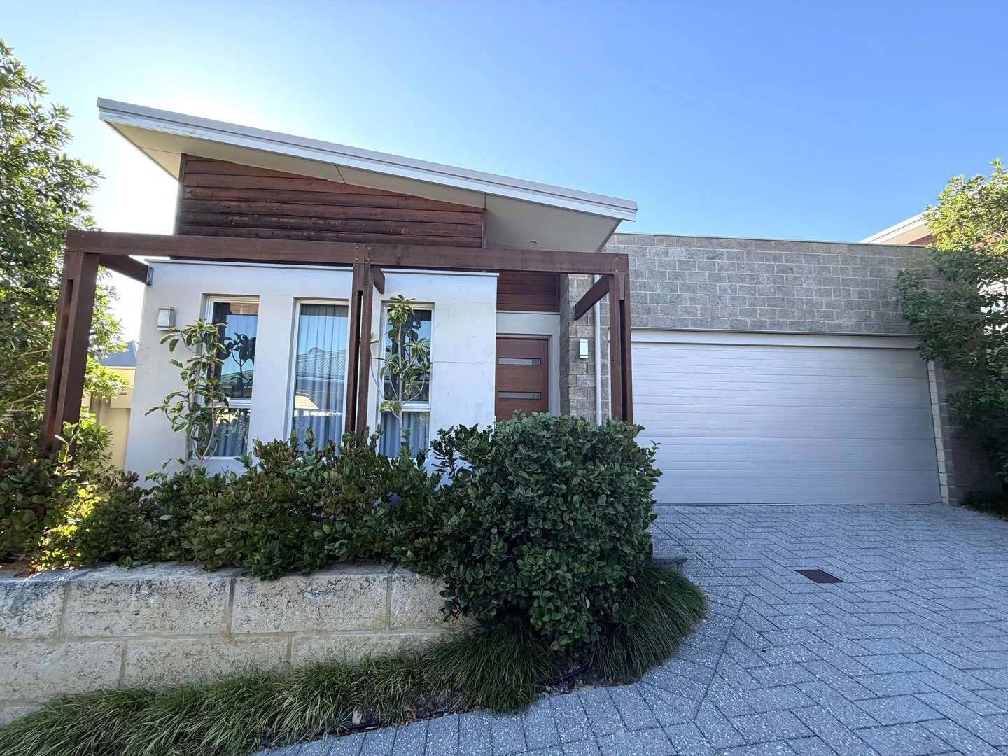 Primary image of Unit 3 / 7 Kalamunda Road, Kalamunda WA 6076