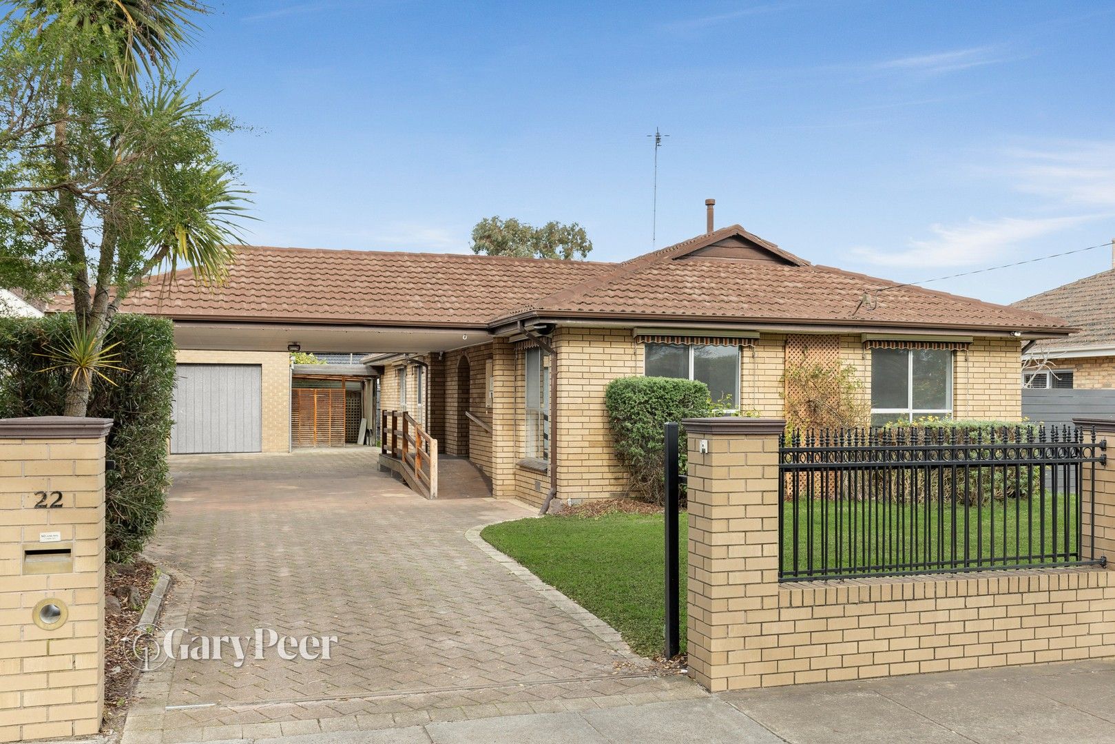 4 bedrooms House in 22 Kinlock Ave MURRUMBEENA VIC, 3163