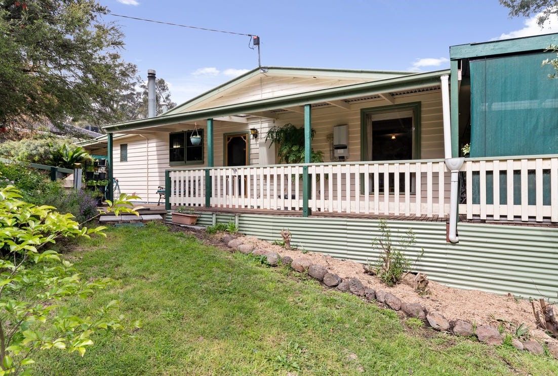 72 Caledonia Street, St Andrews VIC 3761, Image 0