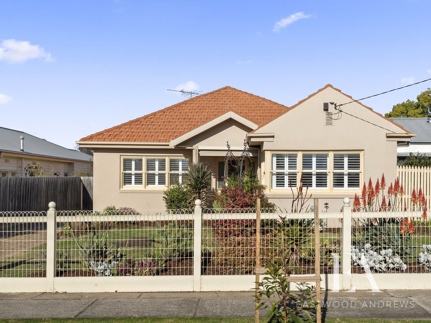 15 Narmbool Street, Manifold Heights VIC 3218, Image 0