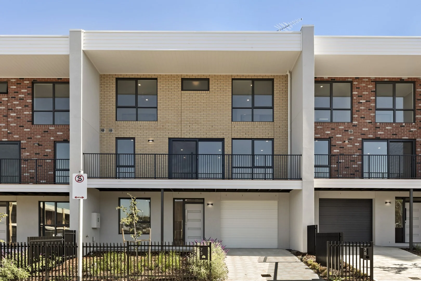 73 Spotted Gum Cres, Sunshine North VIC 3020