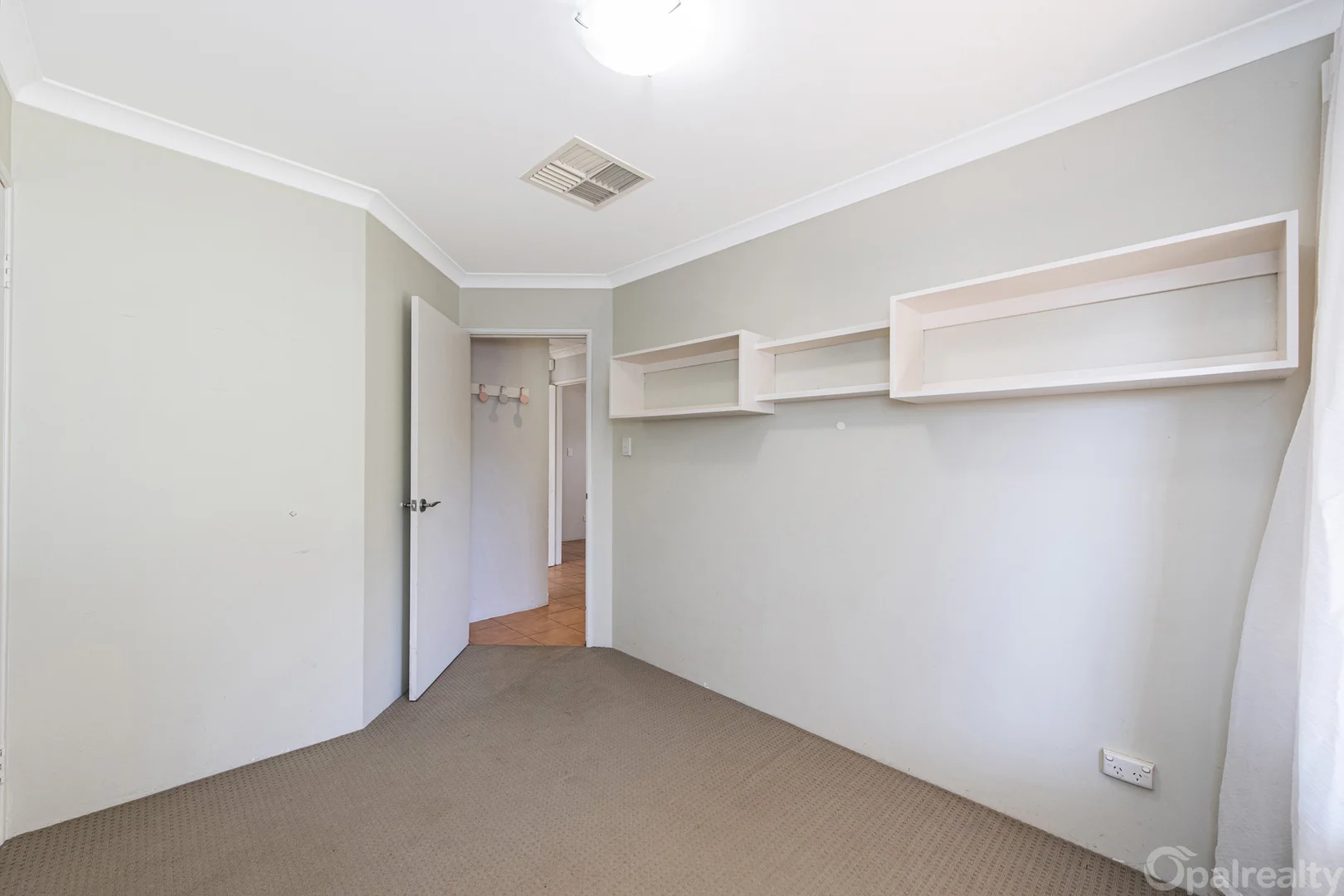 Additional image 17 of 4 Dress Circle, Warnbro WA 6169