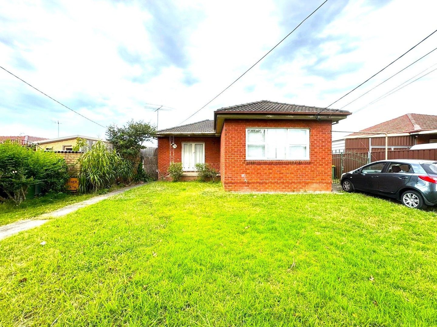 3 bedrooms House in 12 Orchard Road BASS HILL NSW, 2197