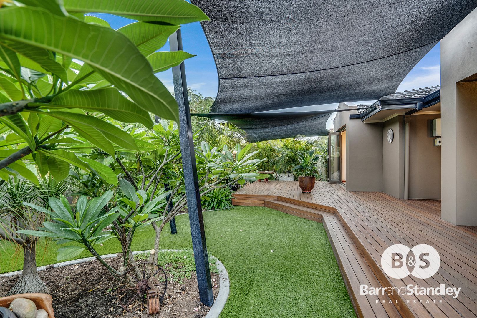 11 Pioneer Street, Binningup WA 6233, Image 2