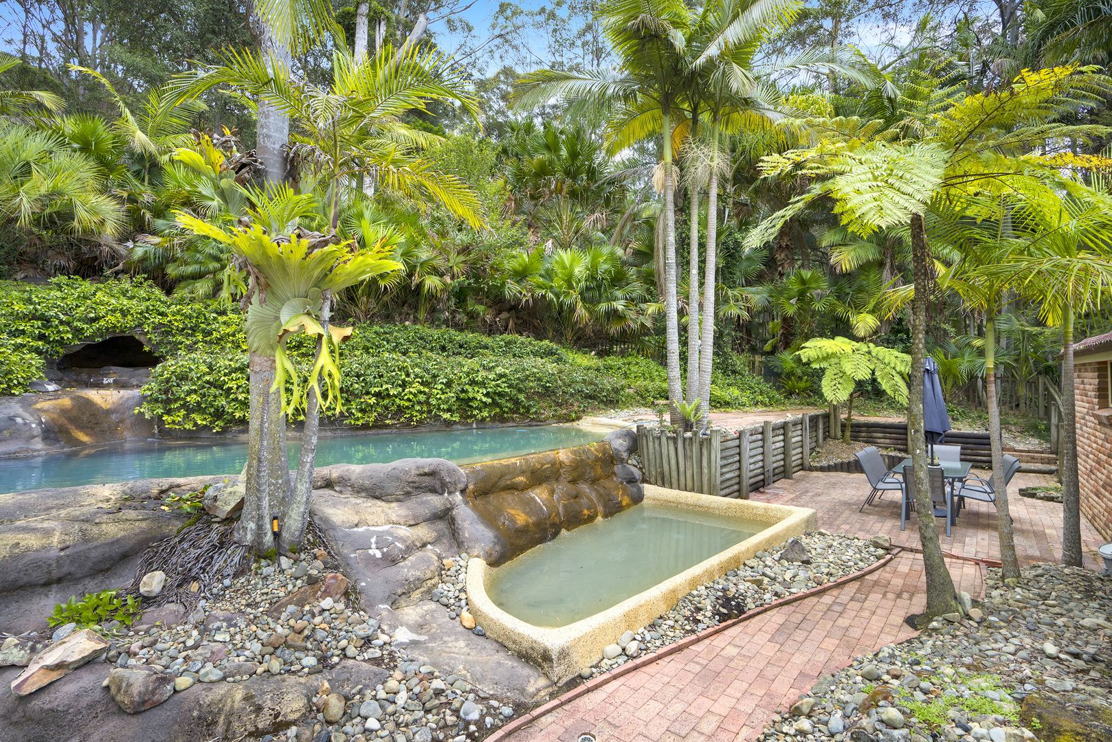 6 Roxburgh Close, Glenning Valley NSW 2261 House for Sale Domain