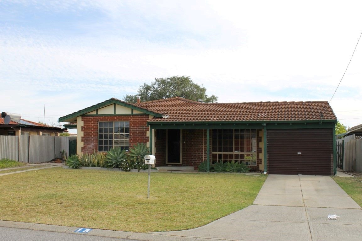 4 bedrooms House in 18 Legend Place COOLOONGUP WA, 6168