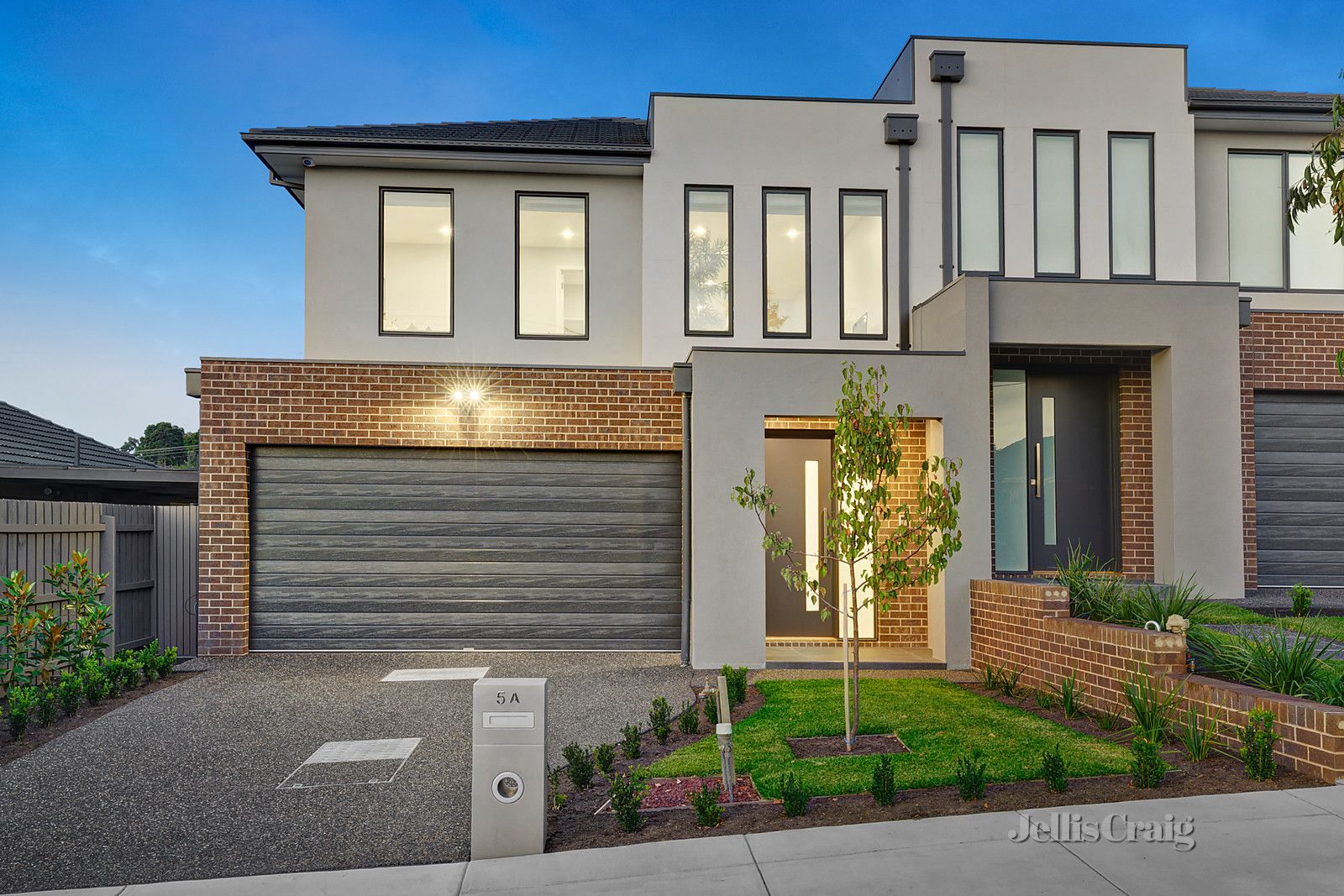 5A Curnola Avenue, Doncaster VIC 3108, Image 0