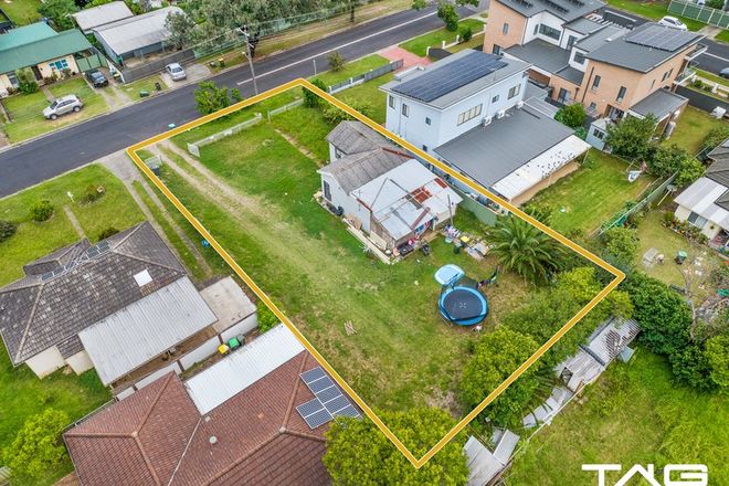Picture of 42 SURREY STREET, MINTO NSW 2566