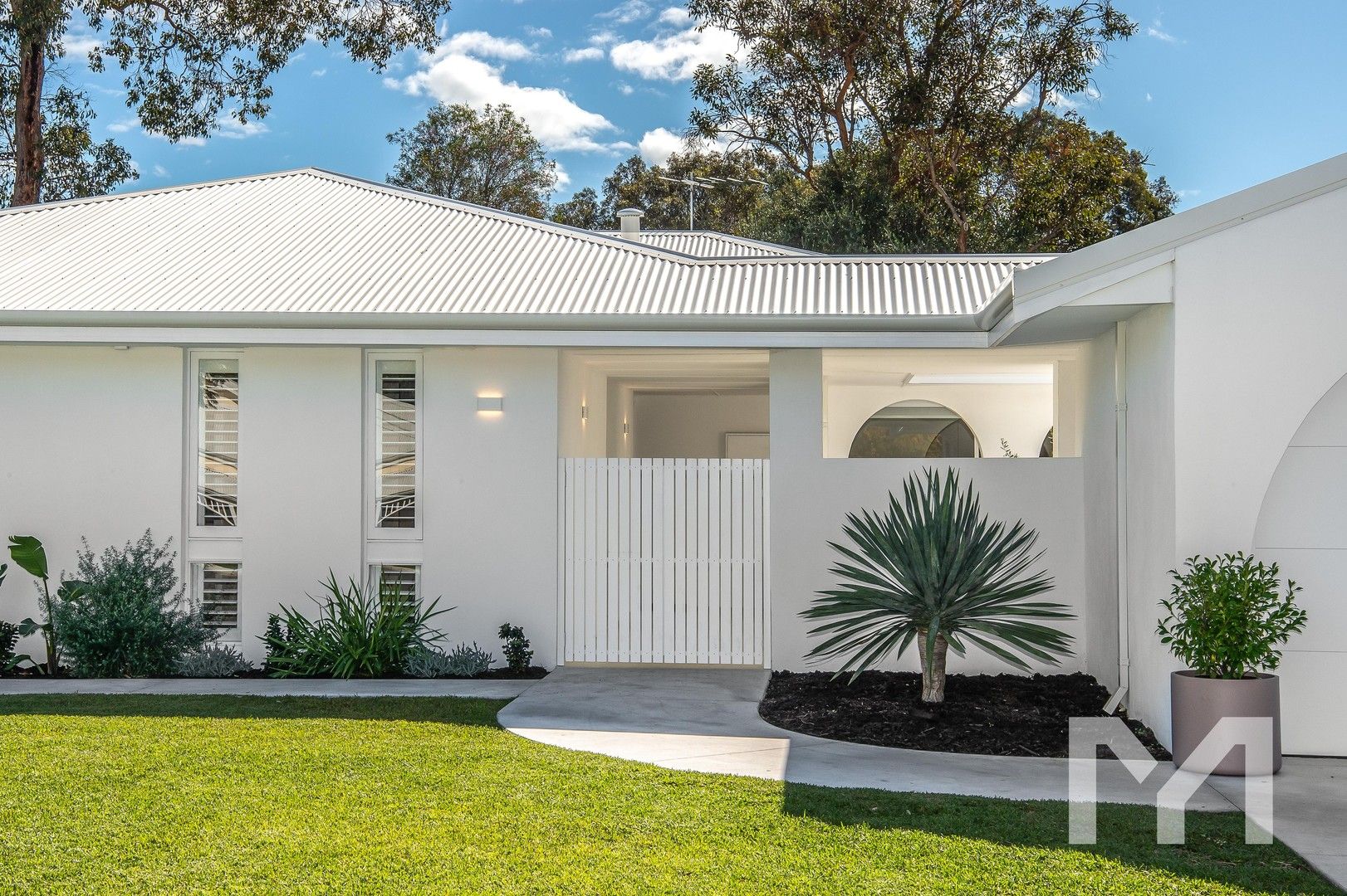 4 bedrooms House in 15 Haig Road ATTADALE WA, 6156