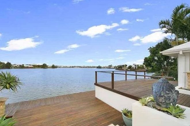 Picture of 5 Karinya Place, TWIN WATERS QLD 4564