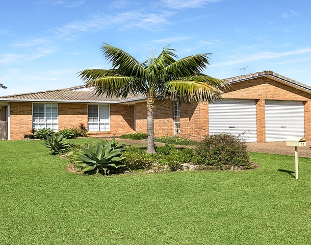 10 Elouera Crescent, Forster NSW 2428