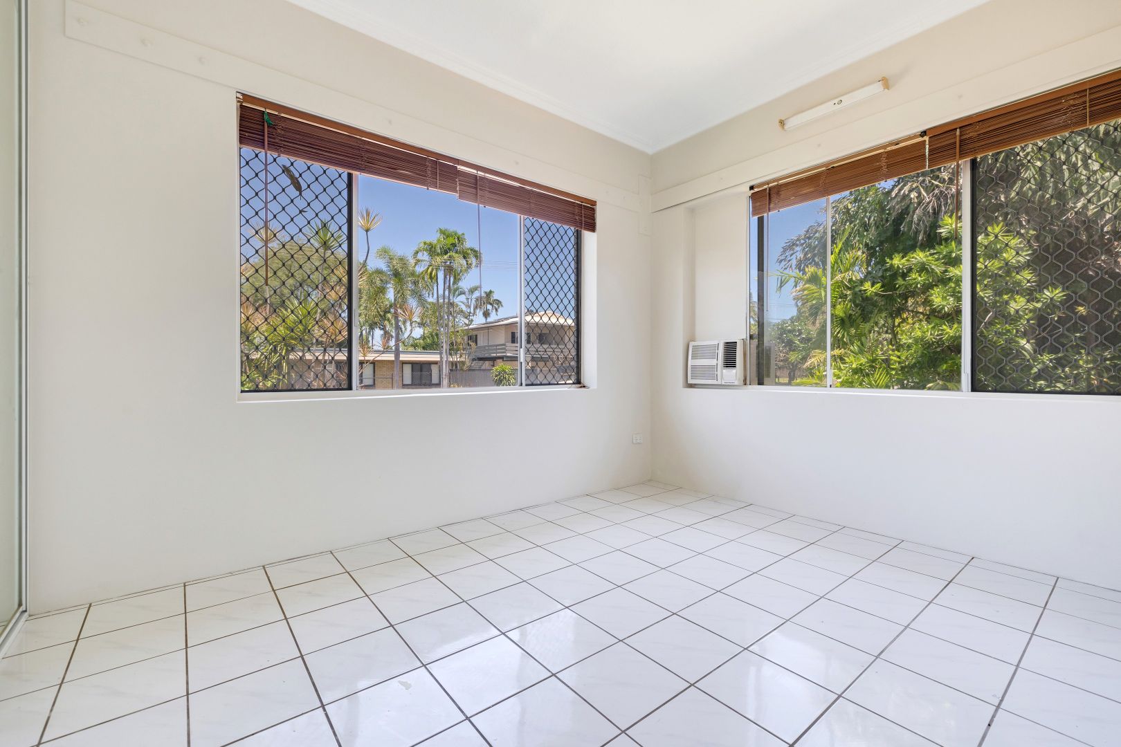 6/14 Easther Crescent, Coconut Grove NT 0810, Image 2