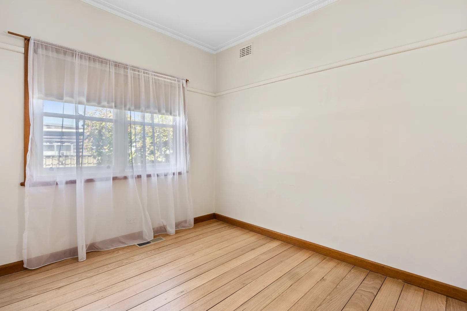 Additional image 6 of 7 Semmens Street, Long Gully VIC 3550