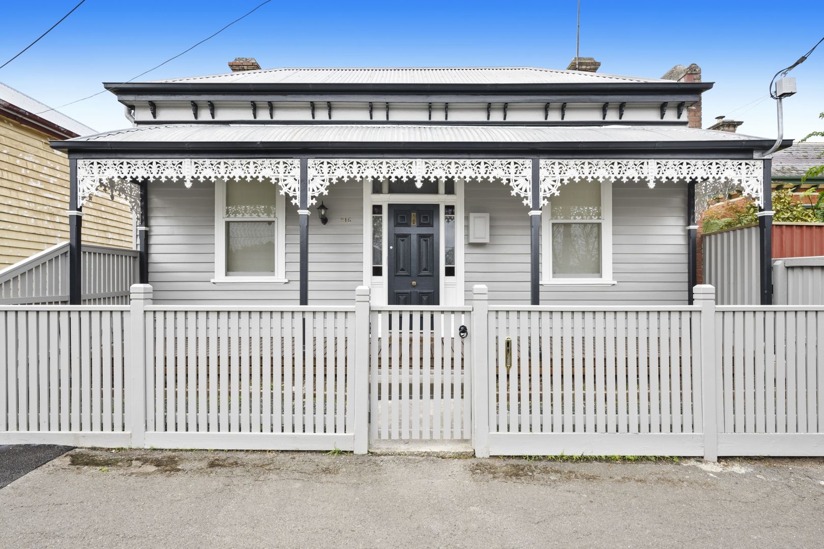 216 Armstrong Street North, Soldiers Hill VIC 3350