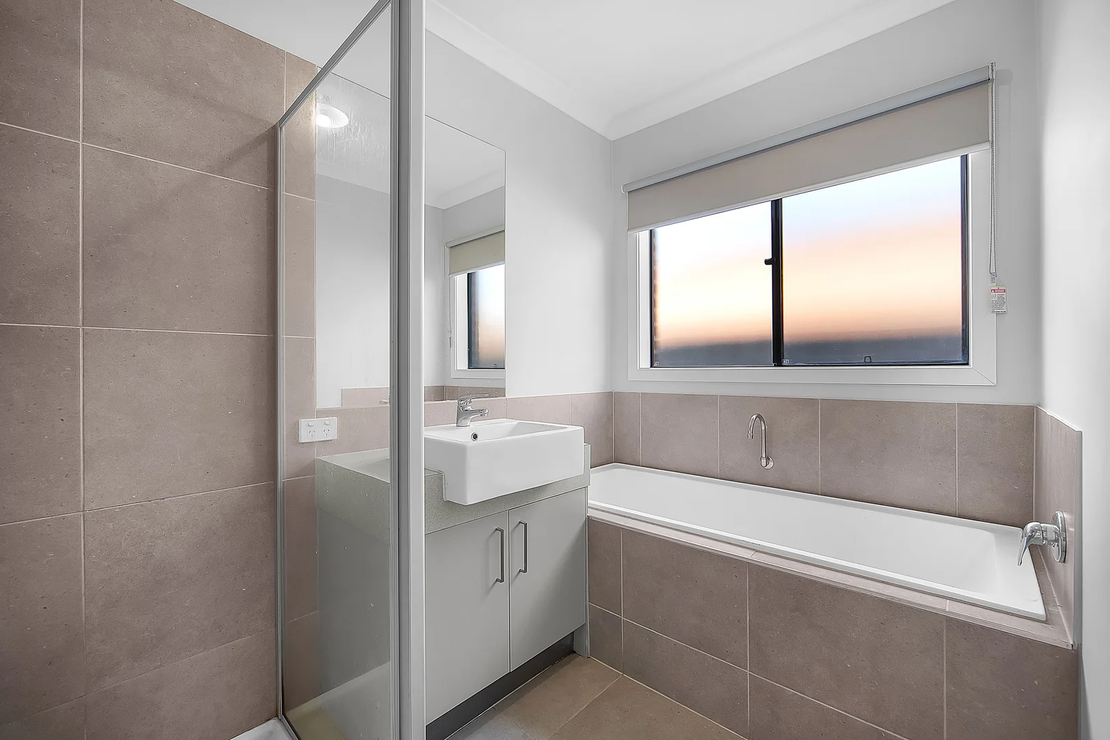 Additional image 8 of 16 Magellan Cres, Werribee VIC 3030