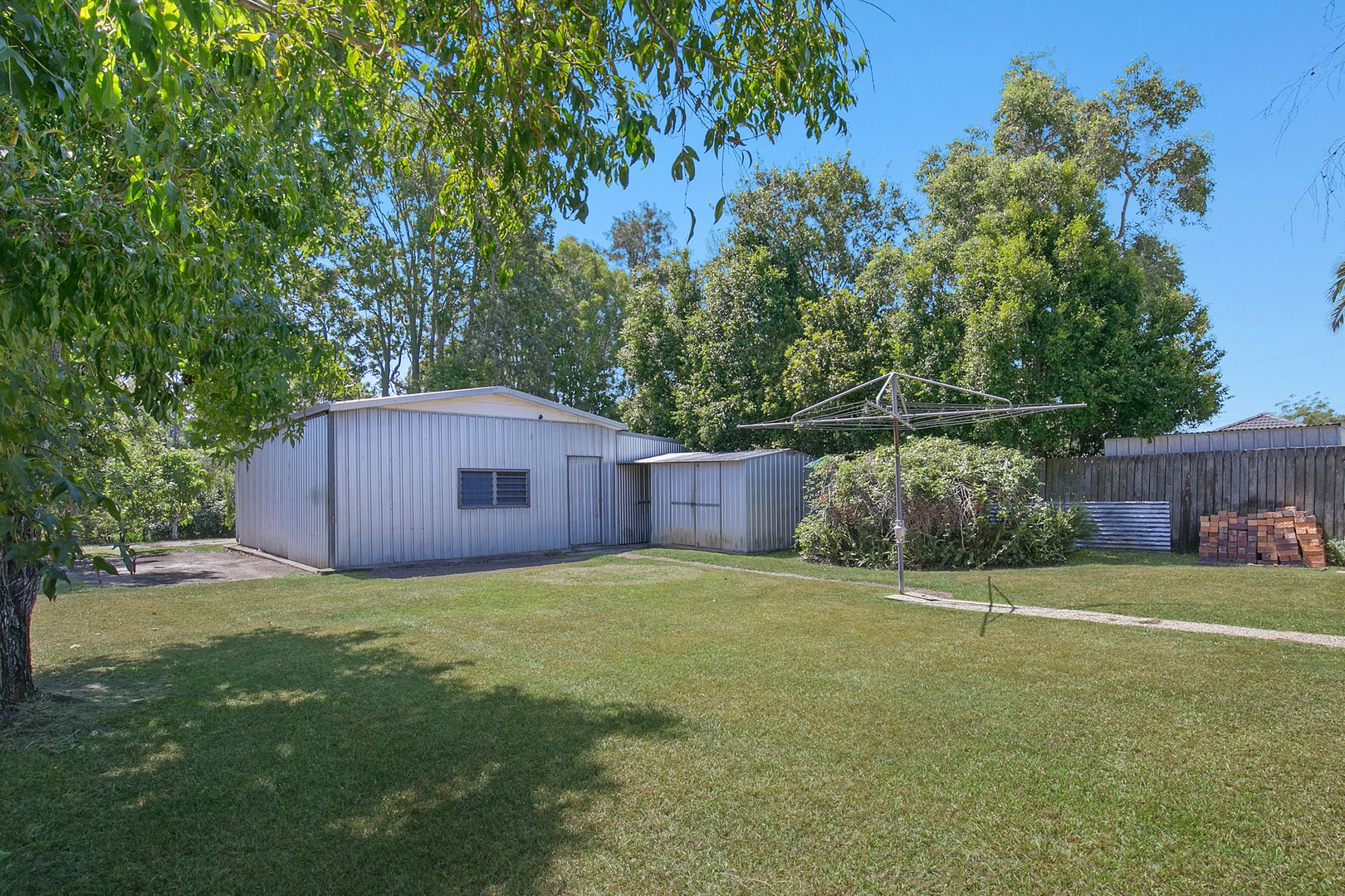 3 Lilac Street, Daisy Hill QLD 4127, Image 2