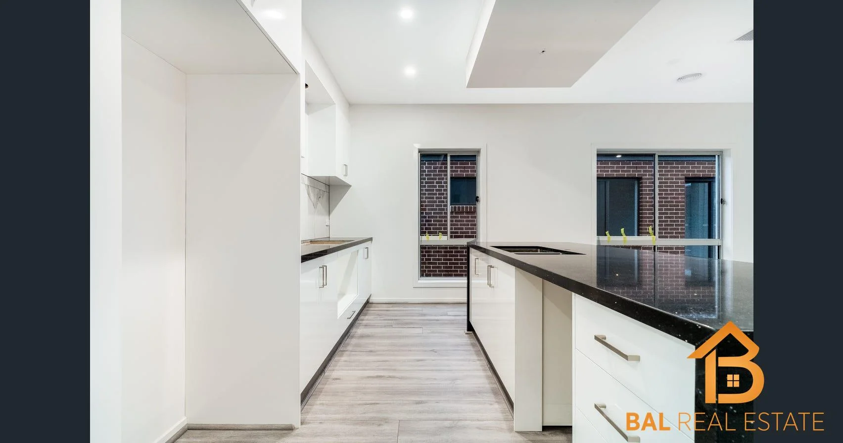 Additional image 4 of 33 Creekwood Way, Cobblebank VIC 3338