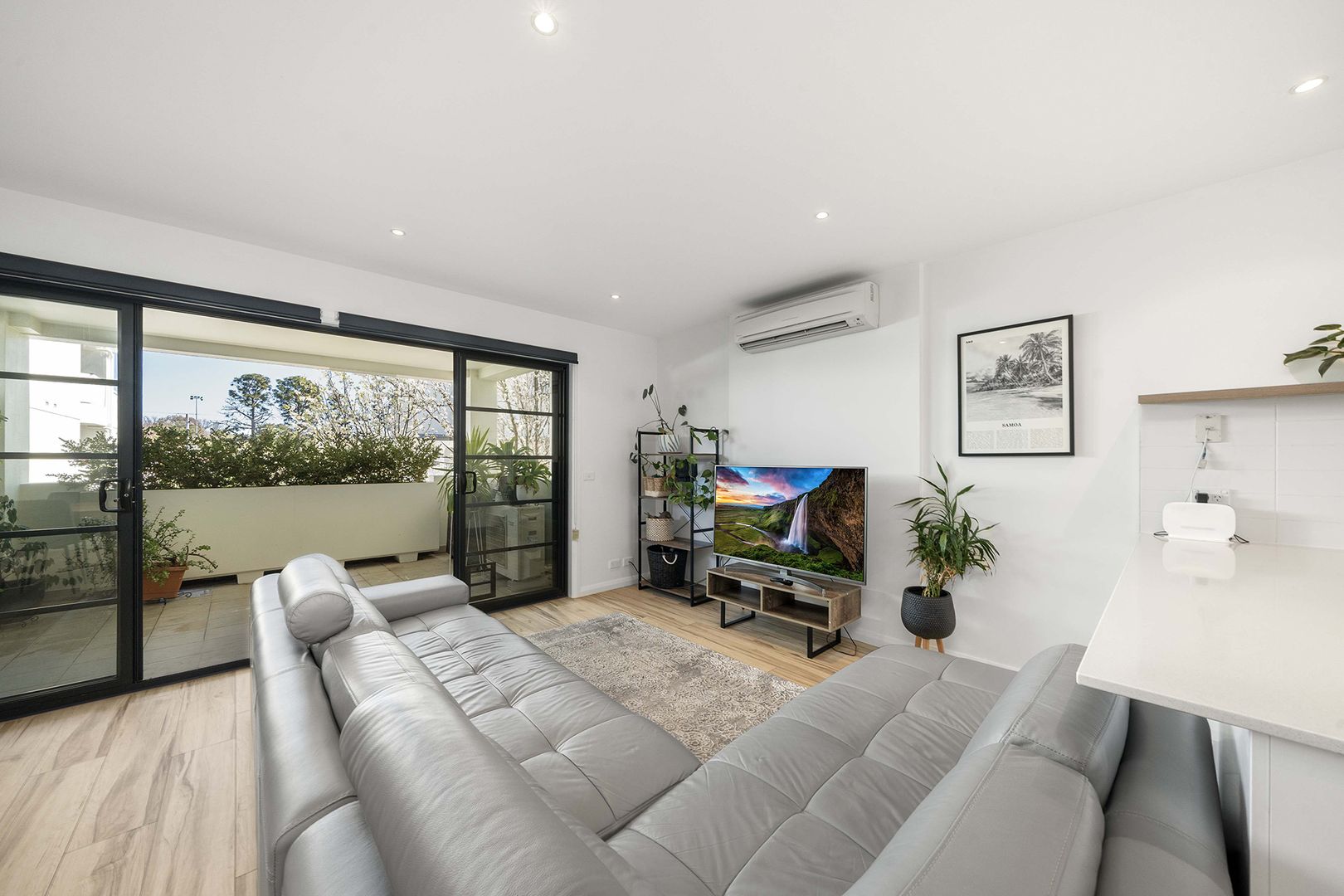 12/2 Cunningham Street, Griffith ACT 2603, Image 2